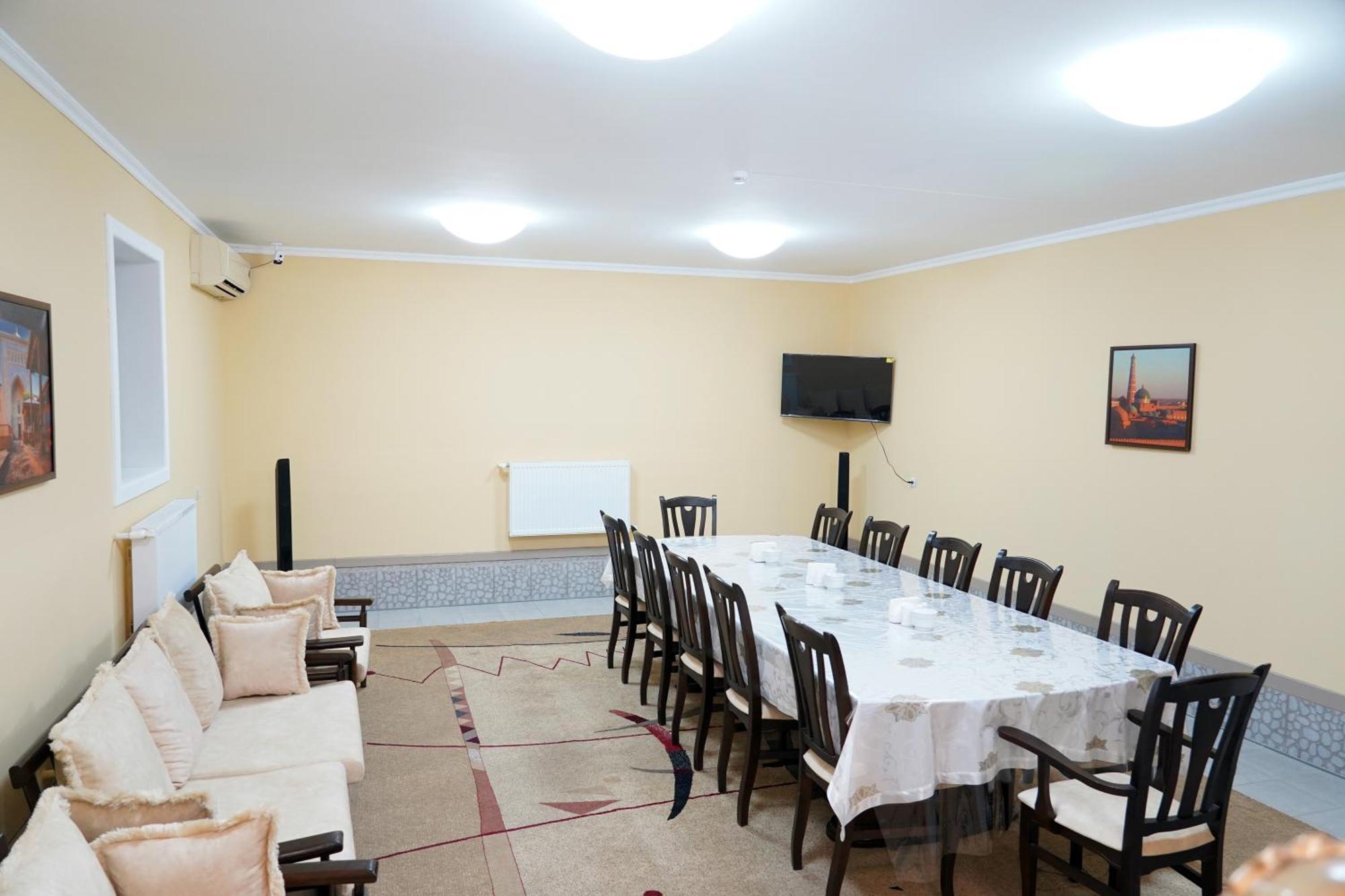 Hostel Premium Tashkent Ngoại thất bức ảnh
