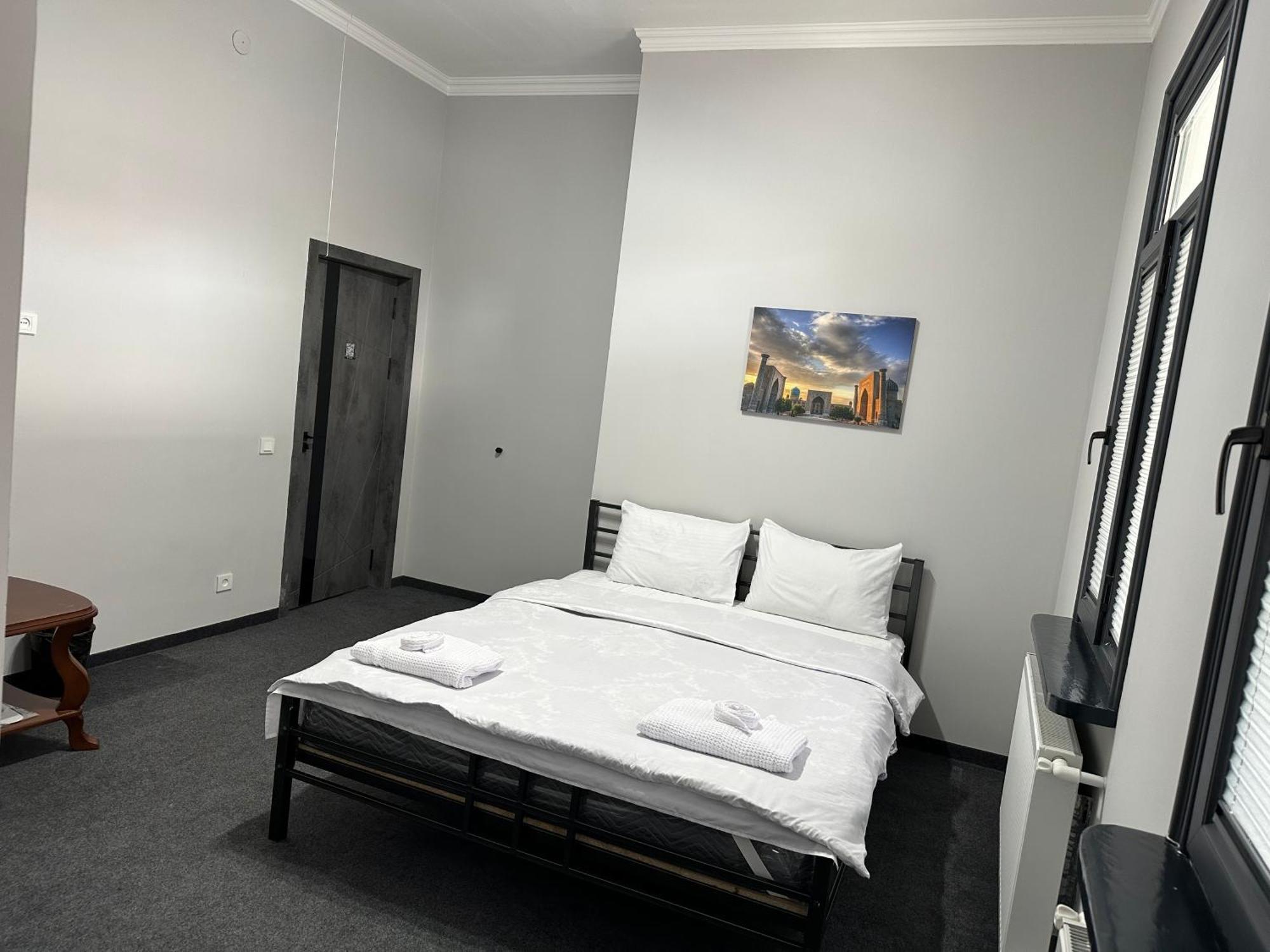 Hostel Premium Tashkent Ngoại thất bức ảnh